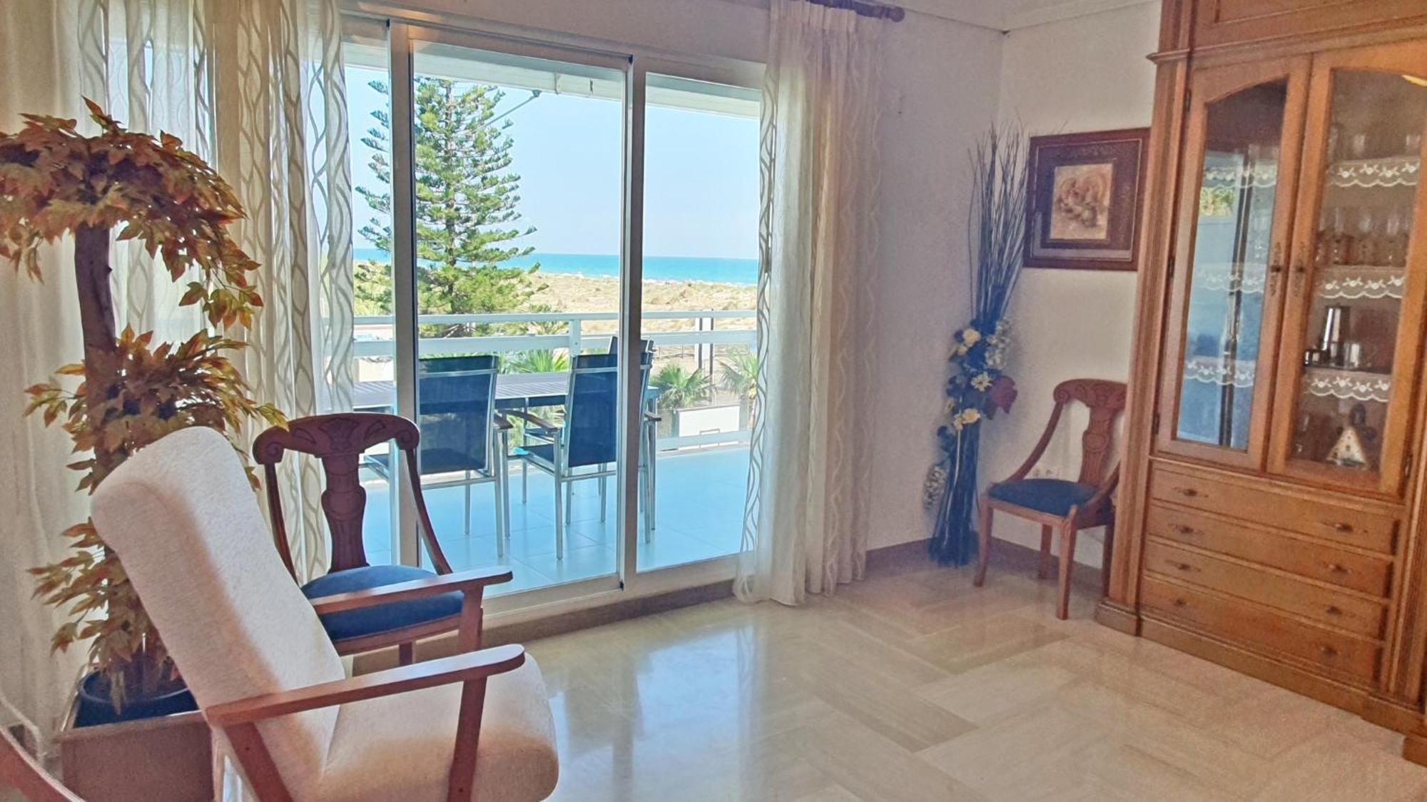 AIGUA BLAVA Primera línea - Alquiler solo familias Playa de Gandia Exterior foto