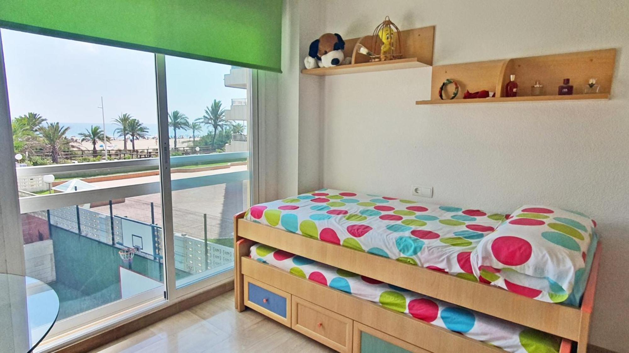 AIGUA BLAVA Primera línea - Alquiler solo familias Playa de Gandia Exterior foto